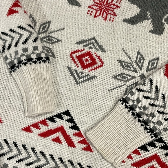 Massimo Supply Co Fair Isle Sweater with Polar Bears - Picture 6 of 16